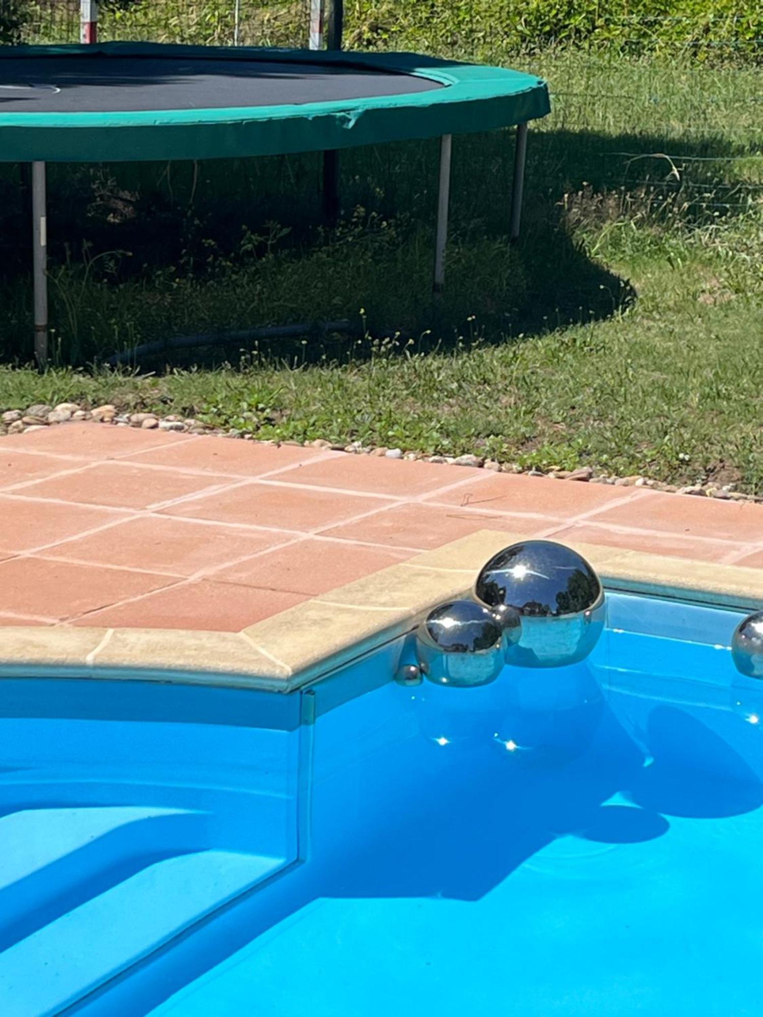 Gite De Fontjalabert En Campagne Tout Confort Lisle-sur-Tarn Exterior foto
